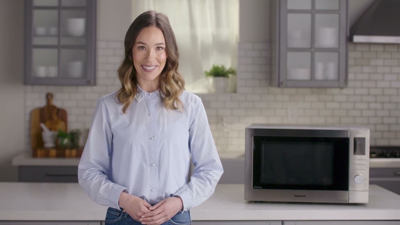 Panasonic HomeChef 4-in-1 NN-CD87KS - Video 1